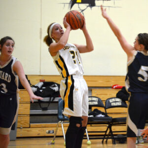 girlsvarsityBB_03