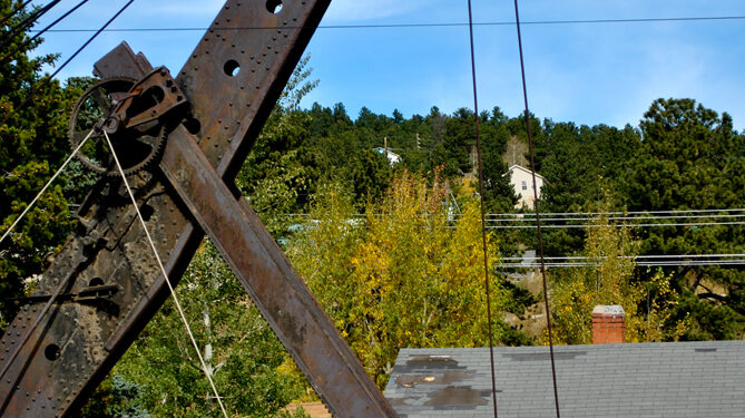 Historic giant steam shovel bucket hits the road