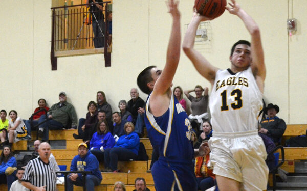 Gilpin hoopsters escape North Park Rally   