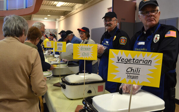 High Country Auxiliary’s “Team Chili” hosts 300 at annual dinner and auction   
