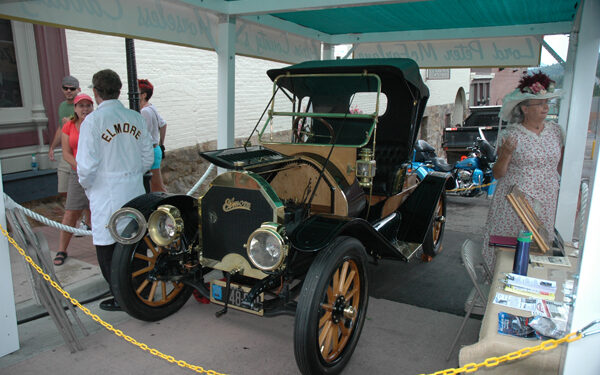 A Tailing Tale of Mining Books and Elmore