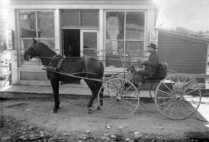 Barnabe&RessSaloon_DavidWood&dogFritz_1880s