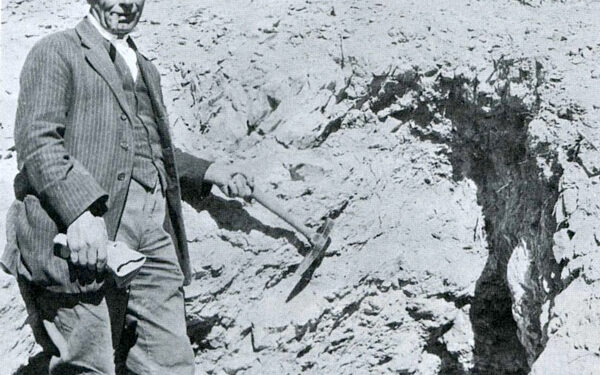 A tailing tale of salting a gold mine, and Aunt Mac goes to jail!