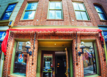 Opening of The Scarlet