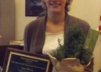 Irene Shonle receives CSU distinguished service award