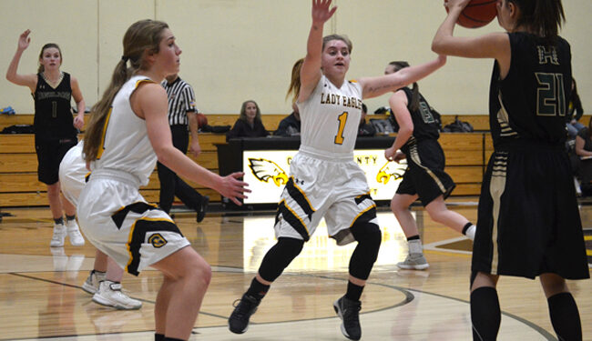 Eagles have tough sledding against the Huskies and Timberwolves