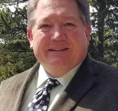 Armstrong announces candidacy