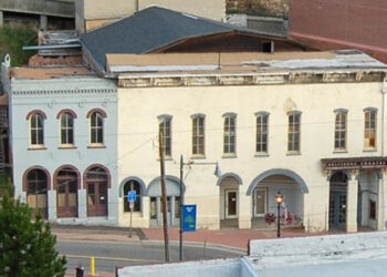 Repairs to the Shoefly Bar roof in the Belvidere Theatre
