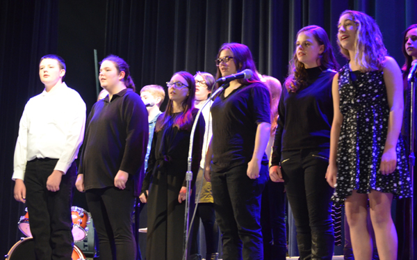 Student musicians entertain with oldies and contemporary tunes