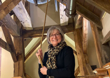 Black Hawk employees get a raise