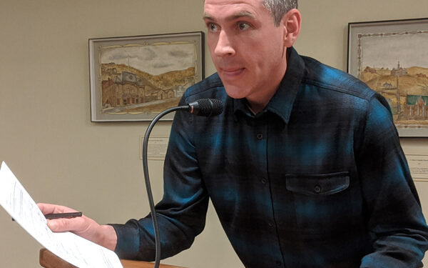 Central City stresses kisses first, then bites