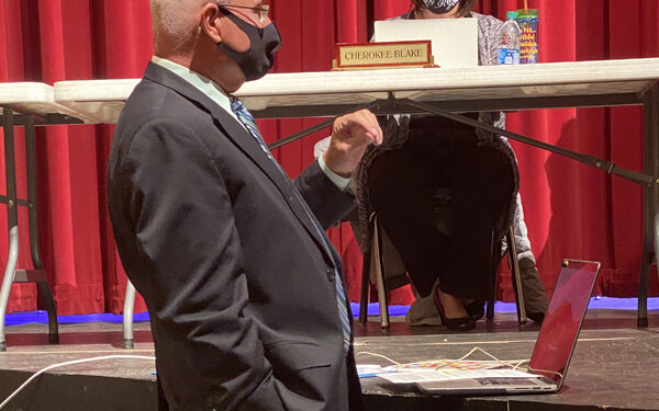 School board reviews learning options