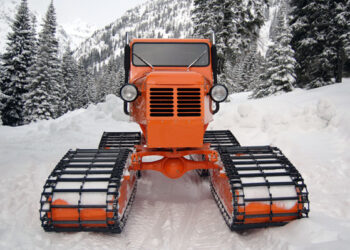 $125,000 snow machines are the toys of the super-rich
