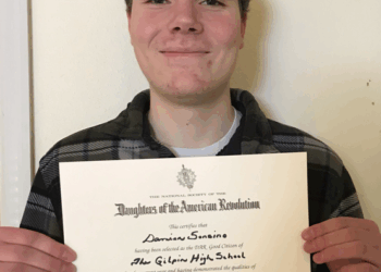 DAR scholarship goes to Damian Sonsino